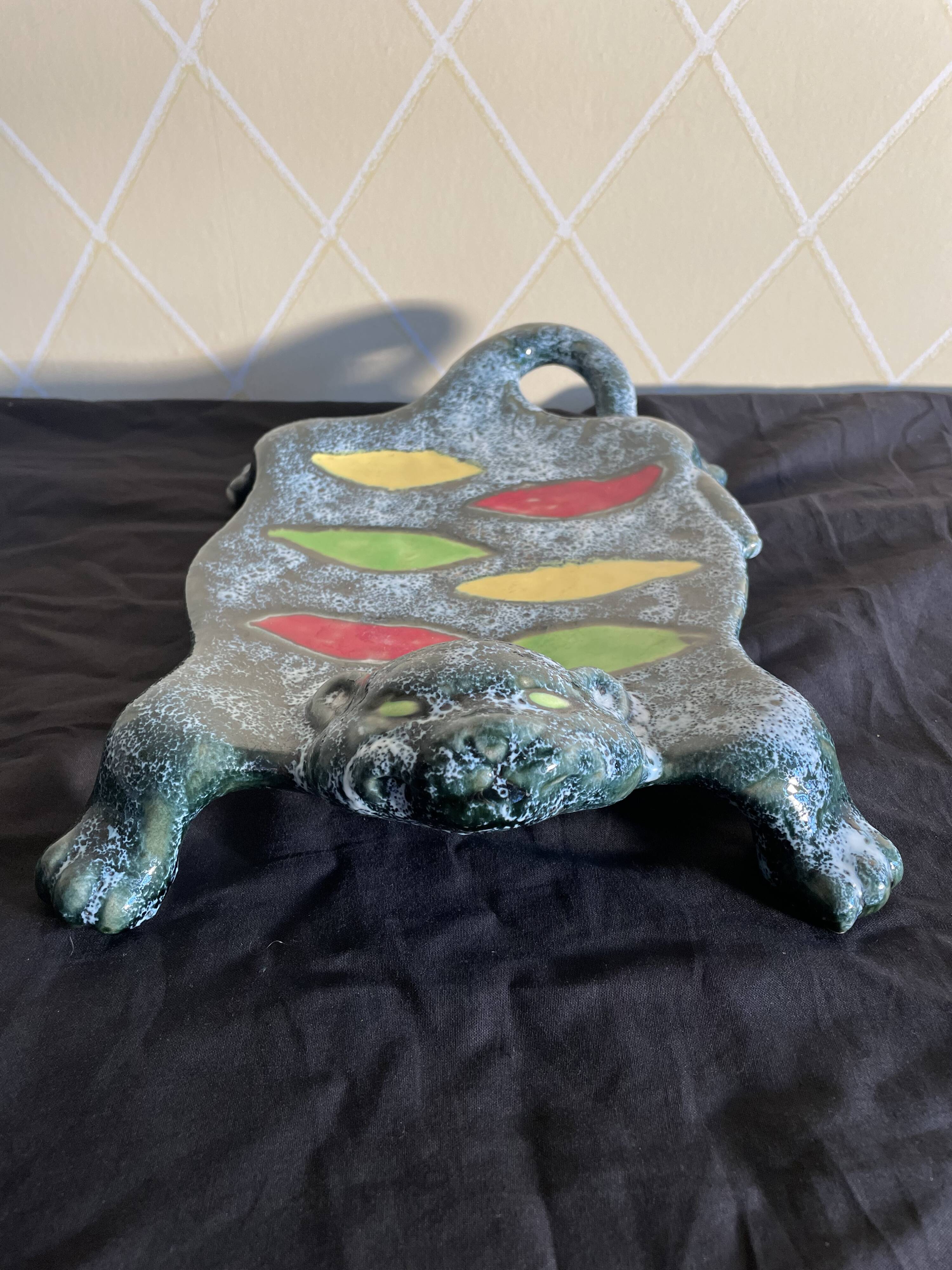 Empty vintage pocket Vallauris