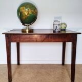 Farm table