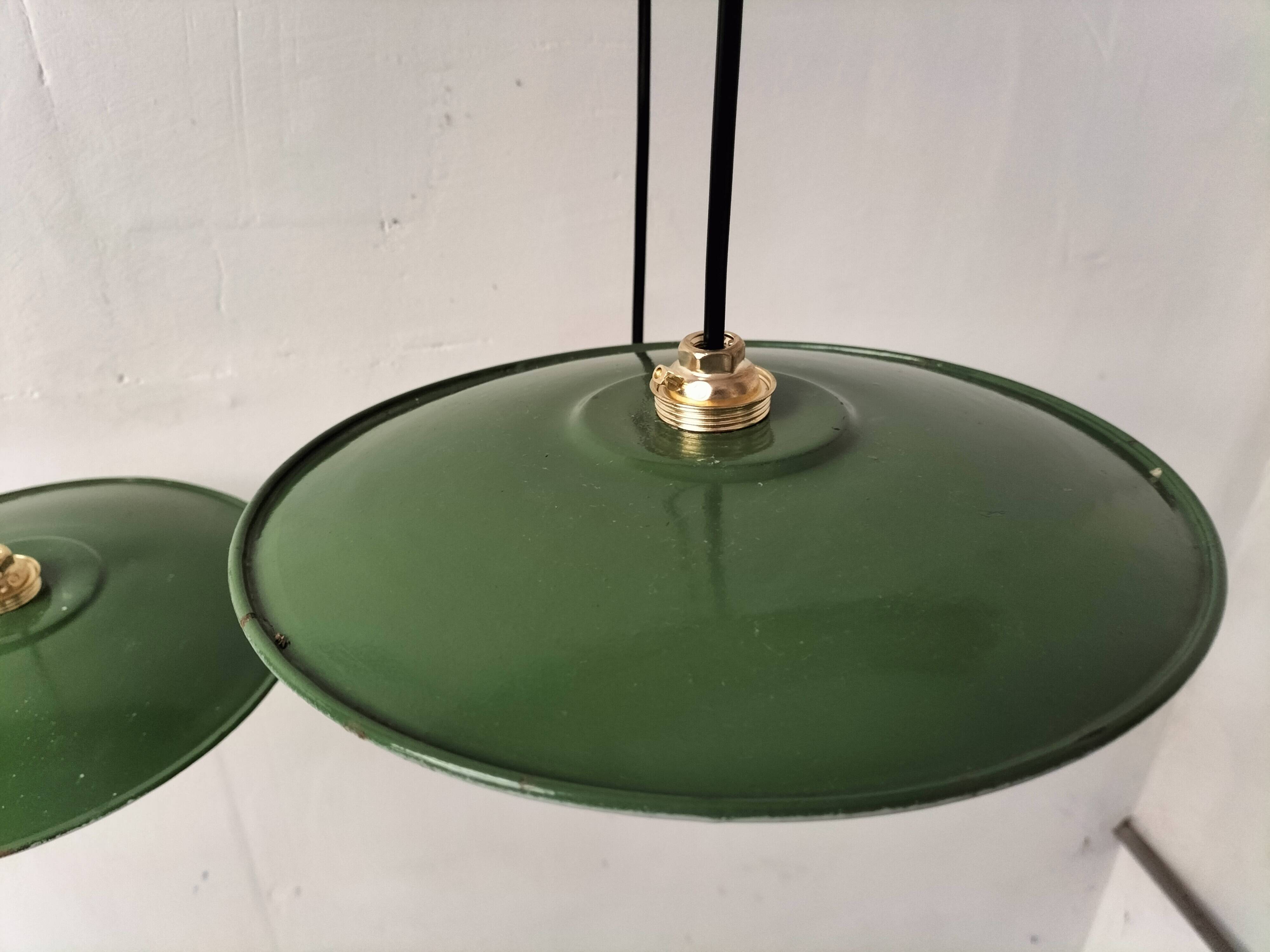 Enamelled sheet metal suspensions