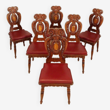 Suite de six chaises style Renaissance sculptées époque fin XIXème