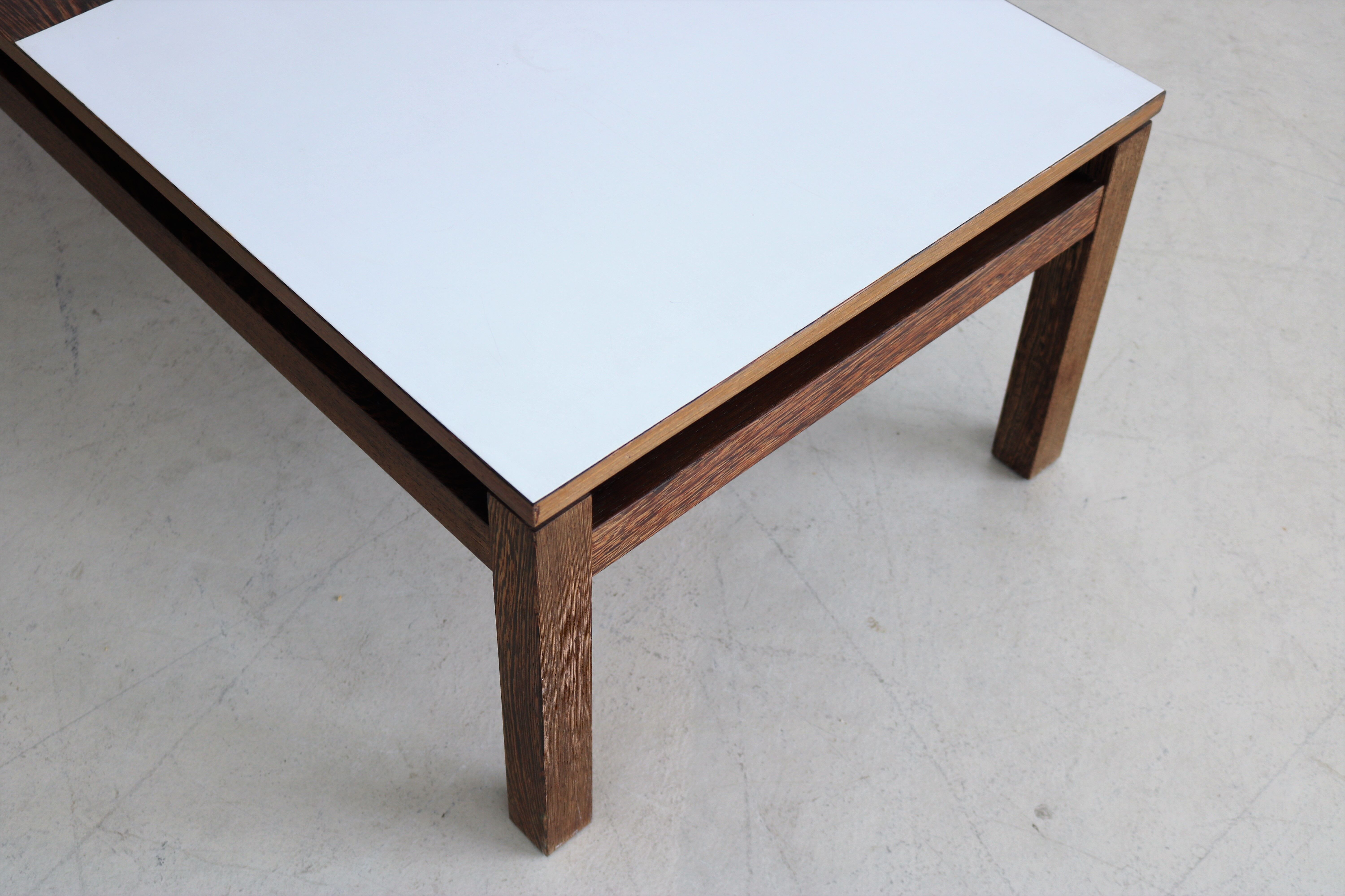 Table basse Kho Liang