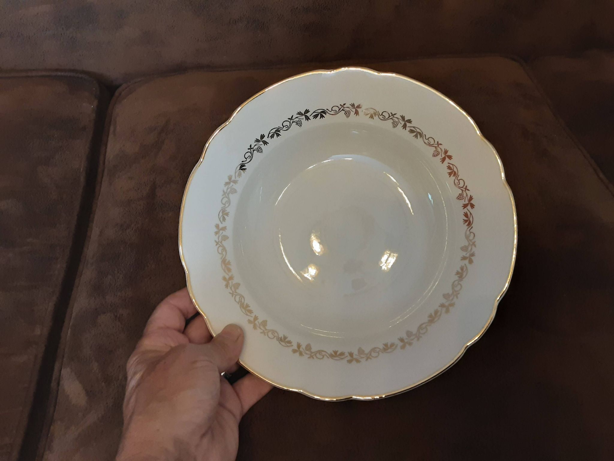 Set of 6 Willeroy and Boch soup plates