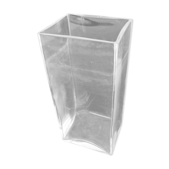 Vase rectangulaire en verre