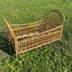 Lit enfant en rotin vintage