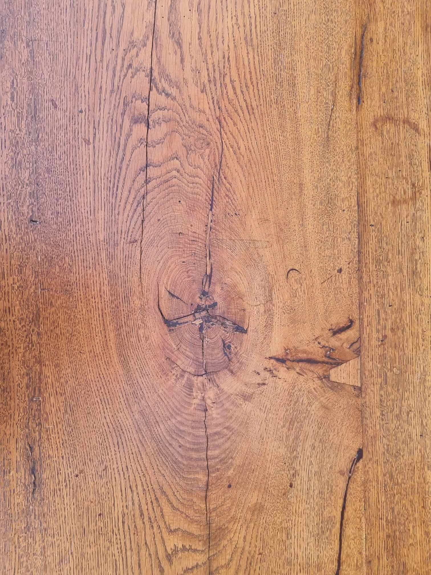 Farm table