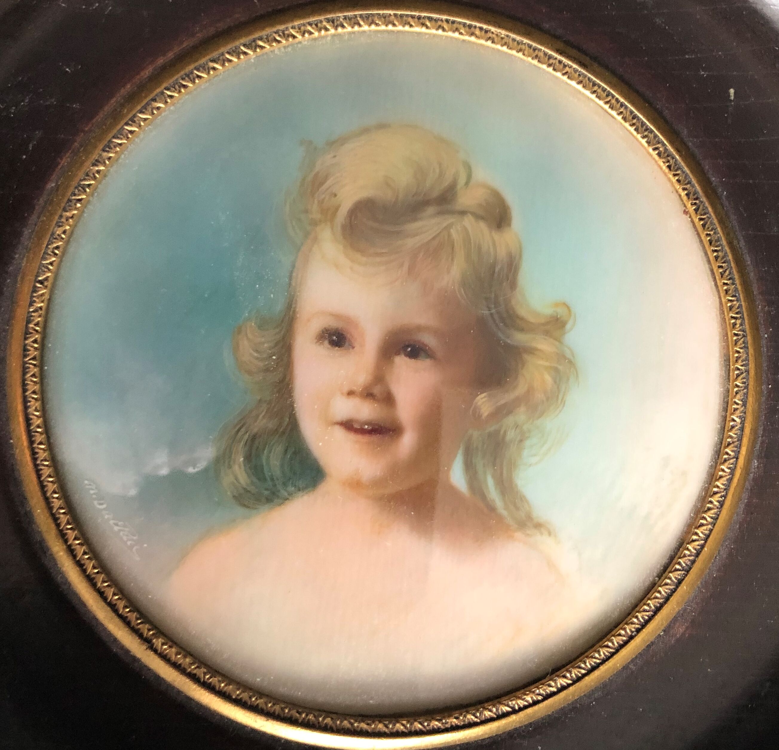 Miniature: portrait of a young girl
