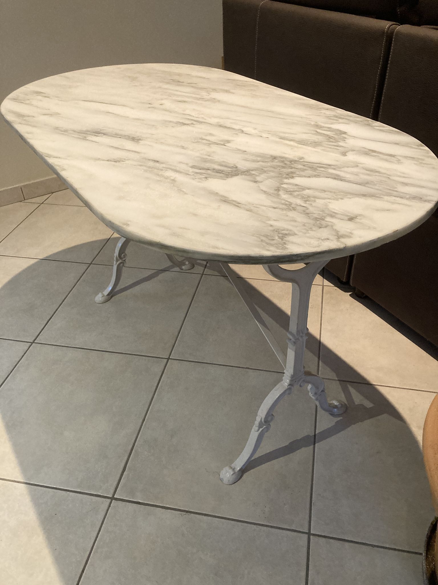 Table bistrot en marbre