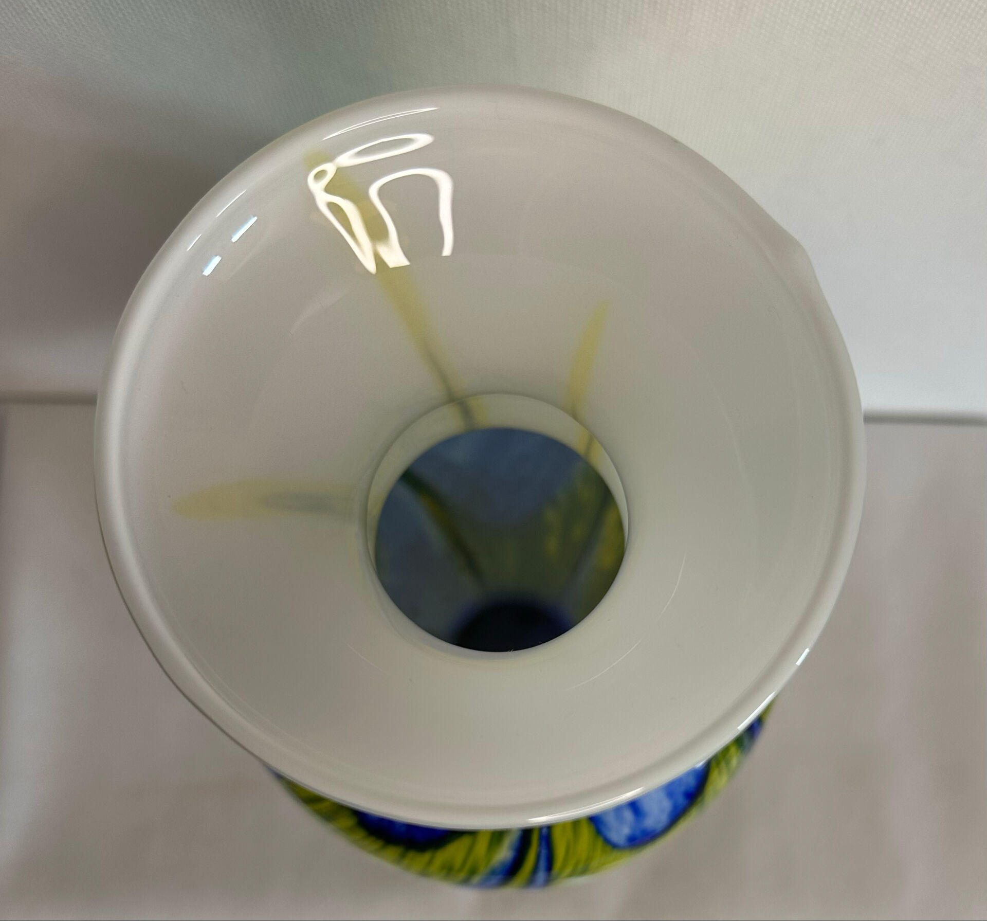 Large multicoloured blown glass vase – White, cobalt blue and green.