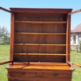 Showcase Walnut 19th