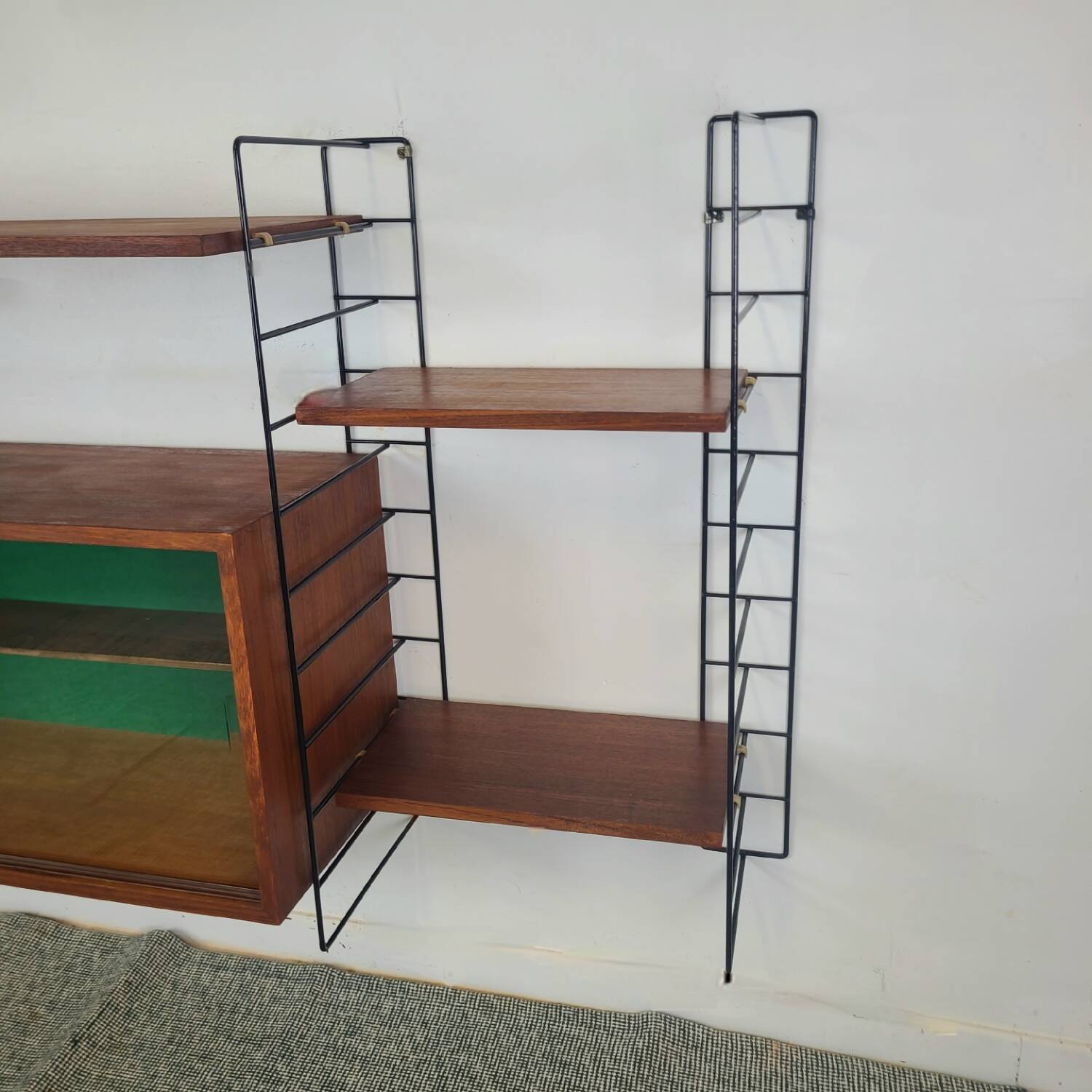 Bibliothèque murale suspendue étagères scandinave vintage teck 1960
