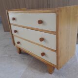 Commode de poupée jouet et meuble