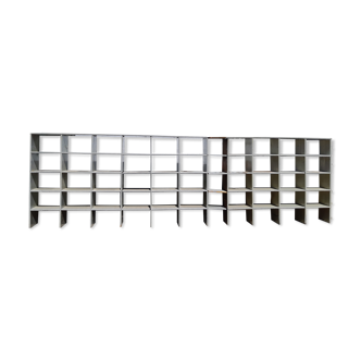 Grocery shelf