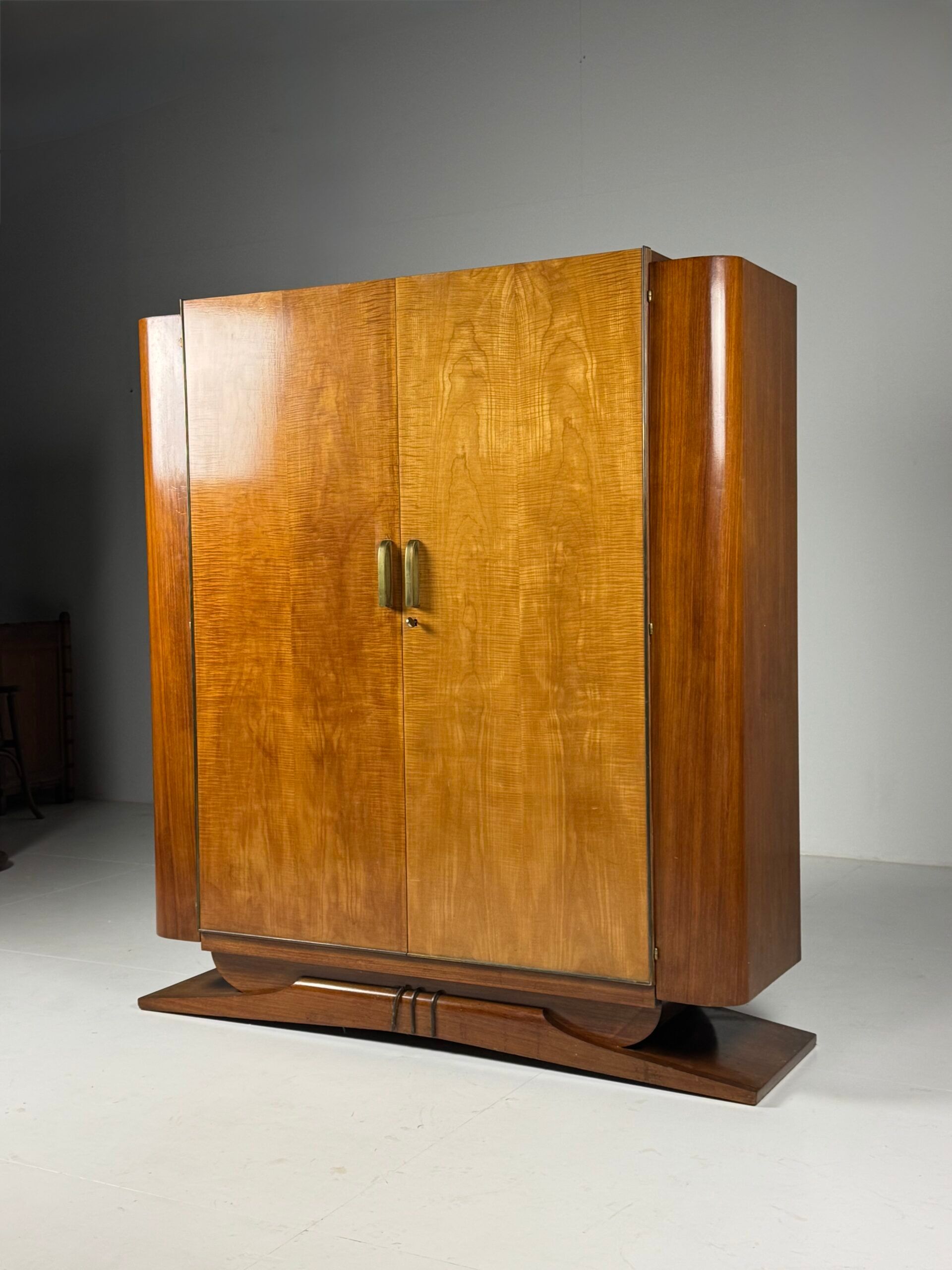 Cabinet art déco 1930