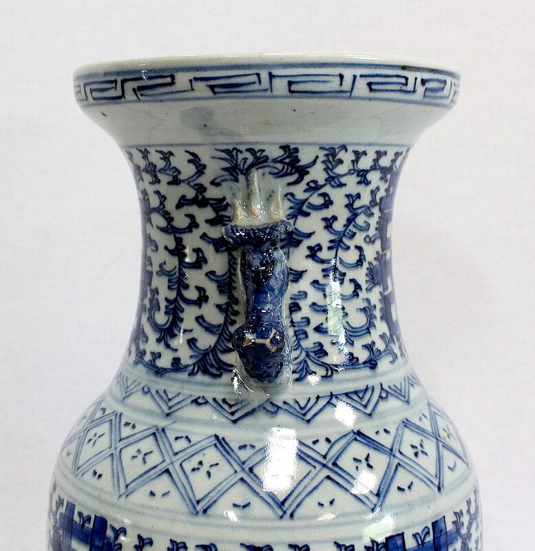Baluster vase in Chinese Porcelain – Late nineteenth century