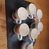 Ensemble complet des mugs  Villeroy et Boch, collection naif avec pots
