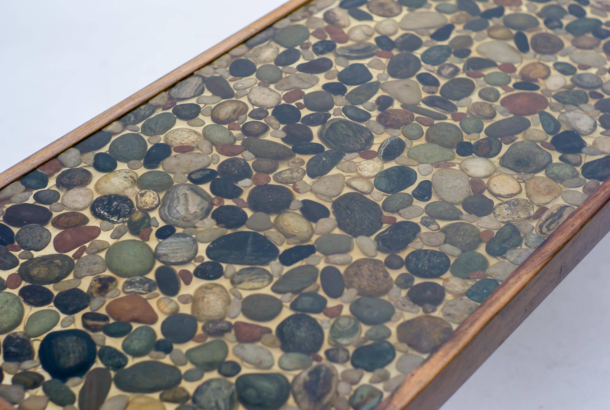 Table basse unique Pebbles d'Ib Kofod-Larsen