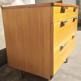 Dresser John and Sylvia Reid, stag edition1960