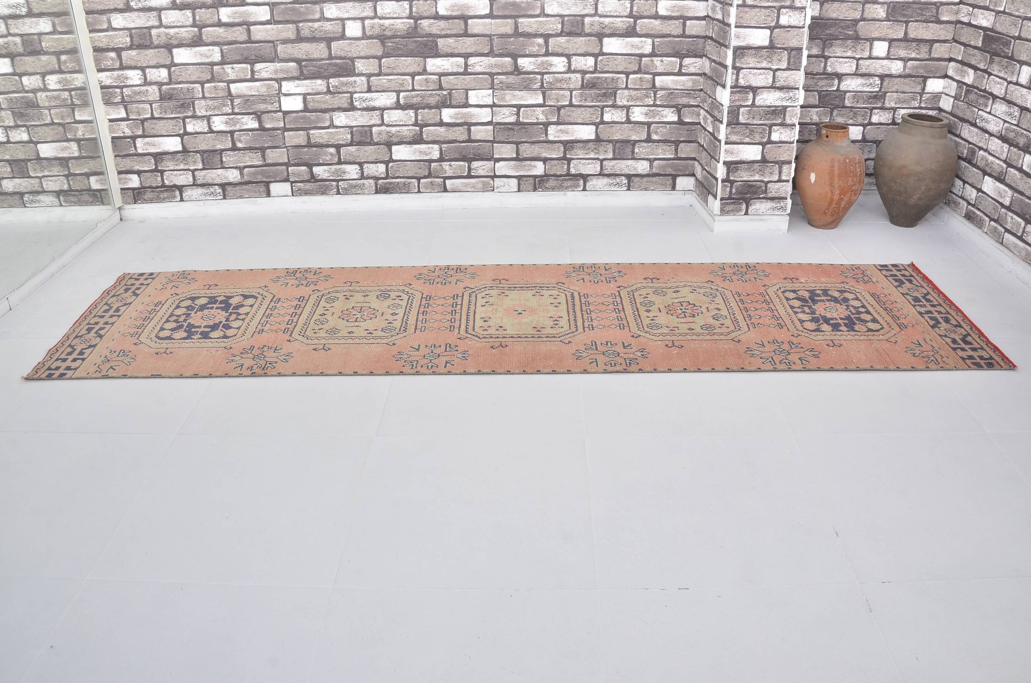 Tapis de couloir vintage turc 2482