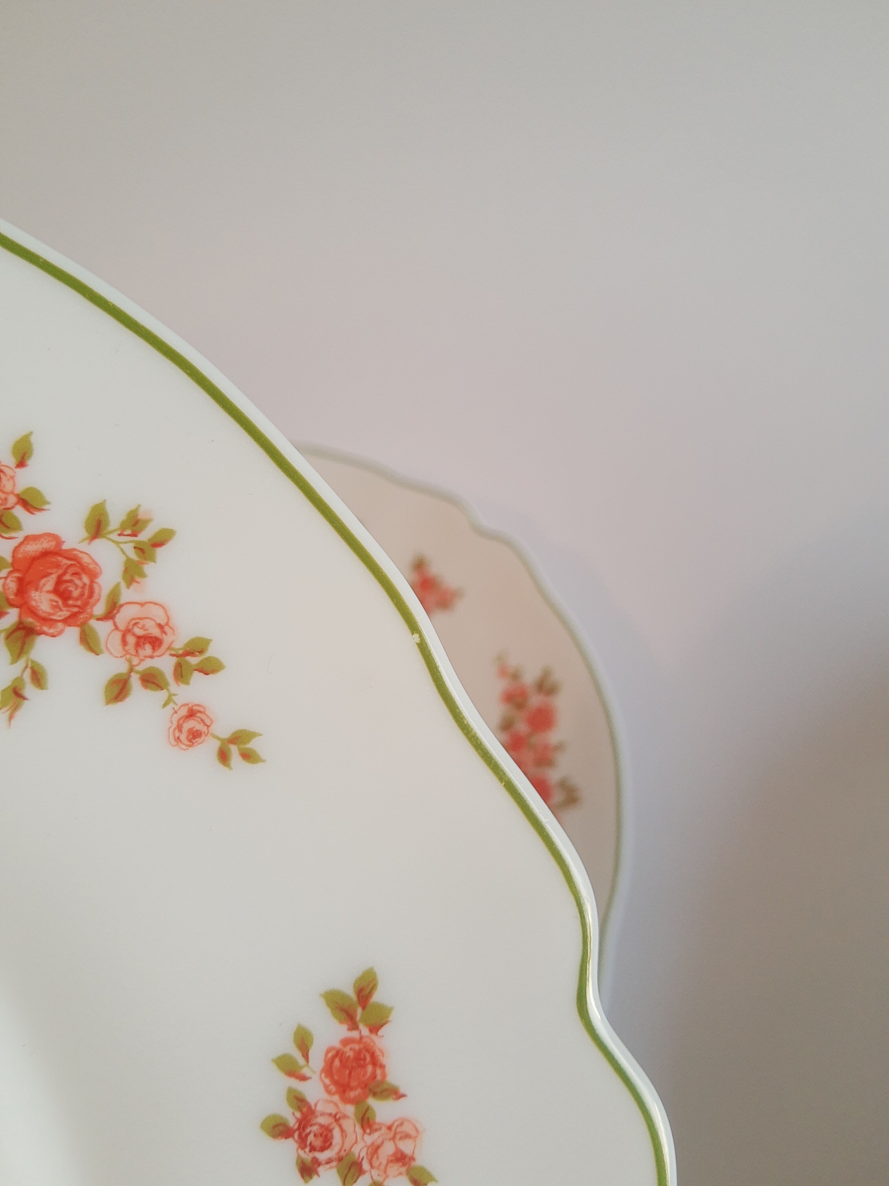 Set of 6 flat plates Arcopal vintage floral decoration