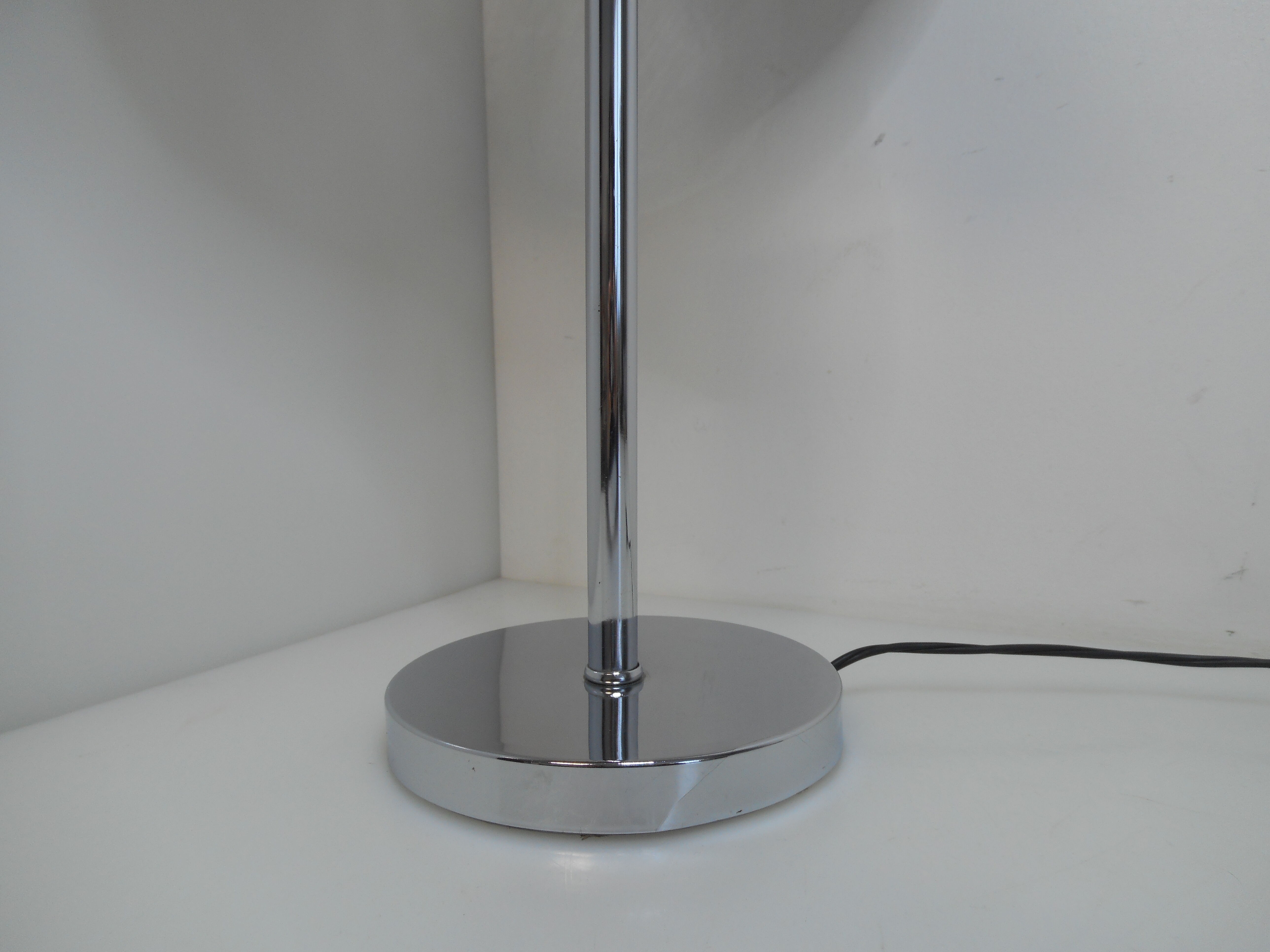 Lampe scandinave vintage bois et métal chromé