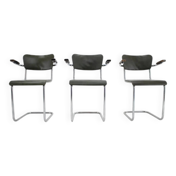 Ensemble de trois chaises de salle à manger Bauhaus en chrome par Mauser, années 1940.