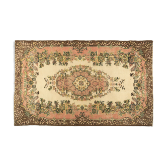 Anatolian handmade rug 287 cmx 174 cm