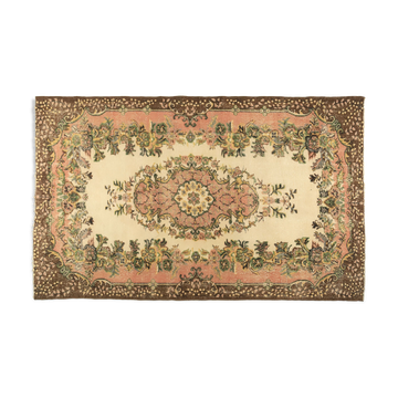 Anatolian handmade rug 287 cmx 174 cm