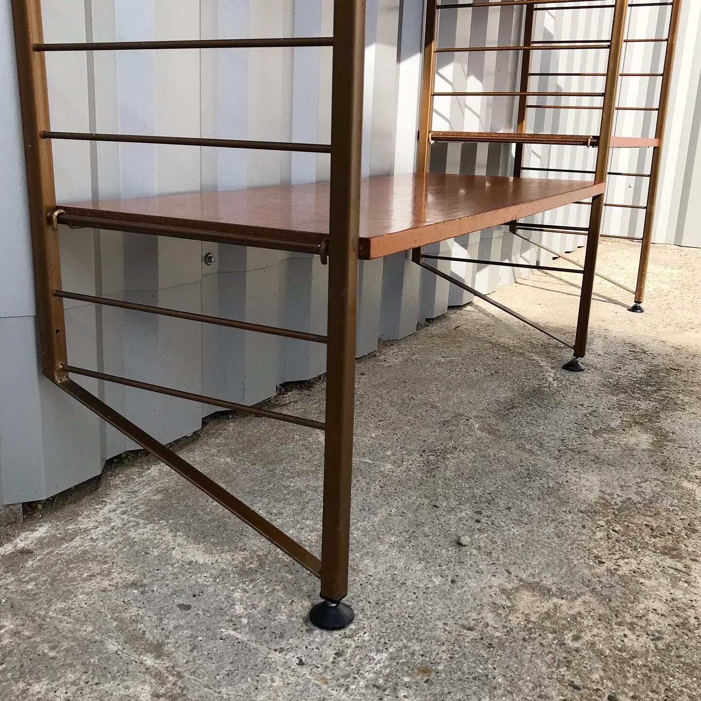 "Ladderax" shelving system Robert Heal edited by Staples 1970