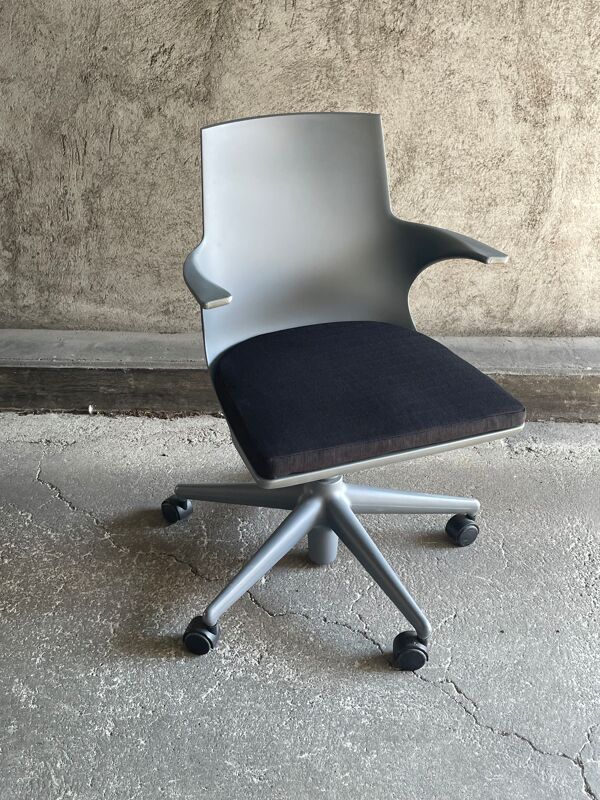 Fauteuil de bureau Kartell modèle spoon