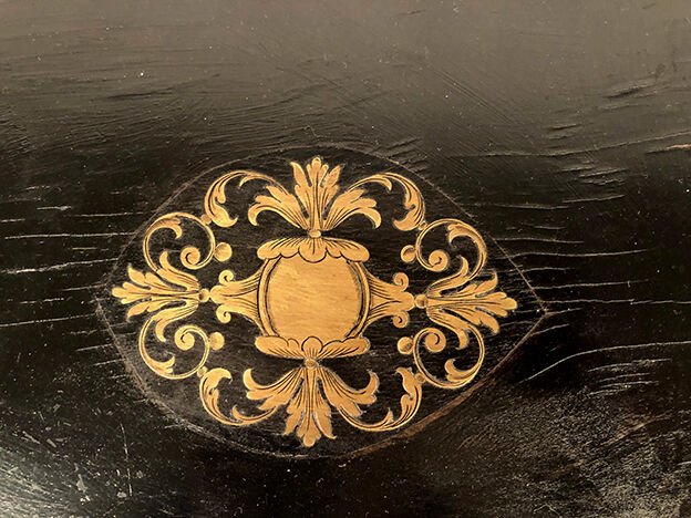 Coffee table Napoleon III