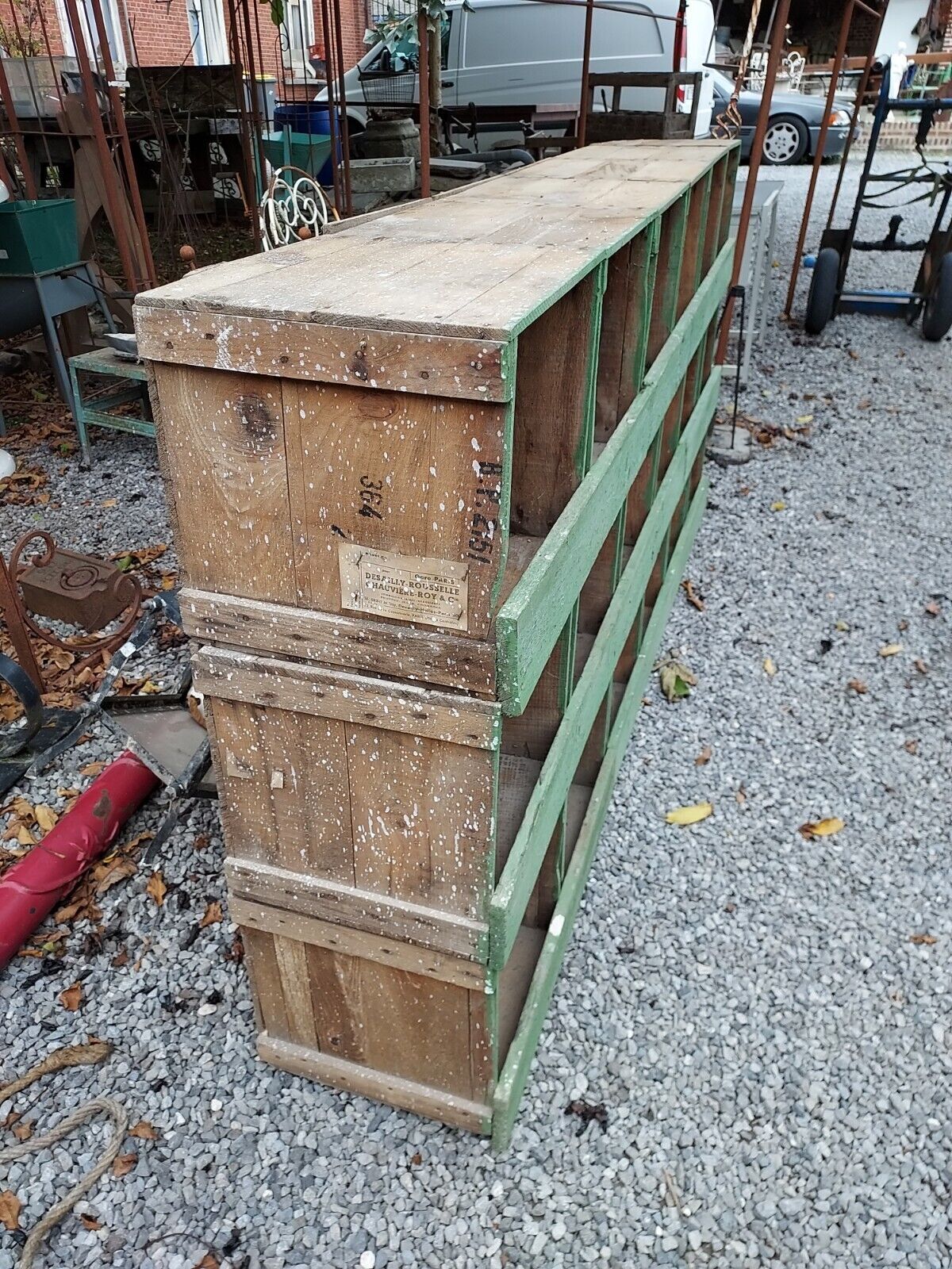Casiers, meuble de métier en bois