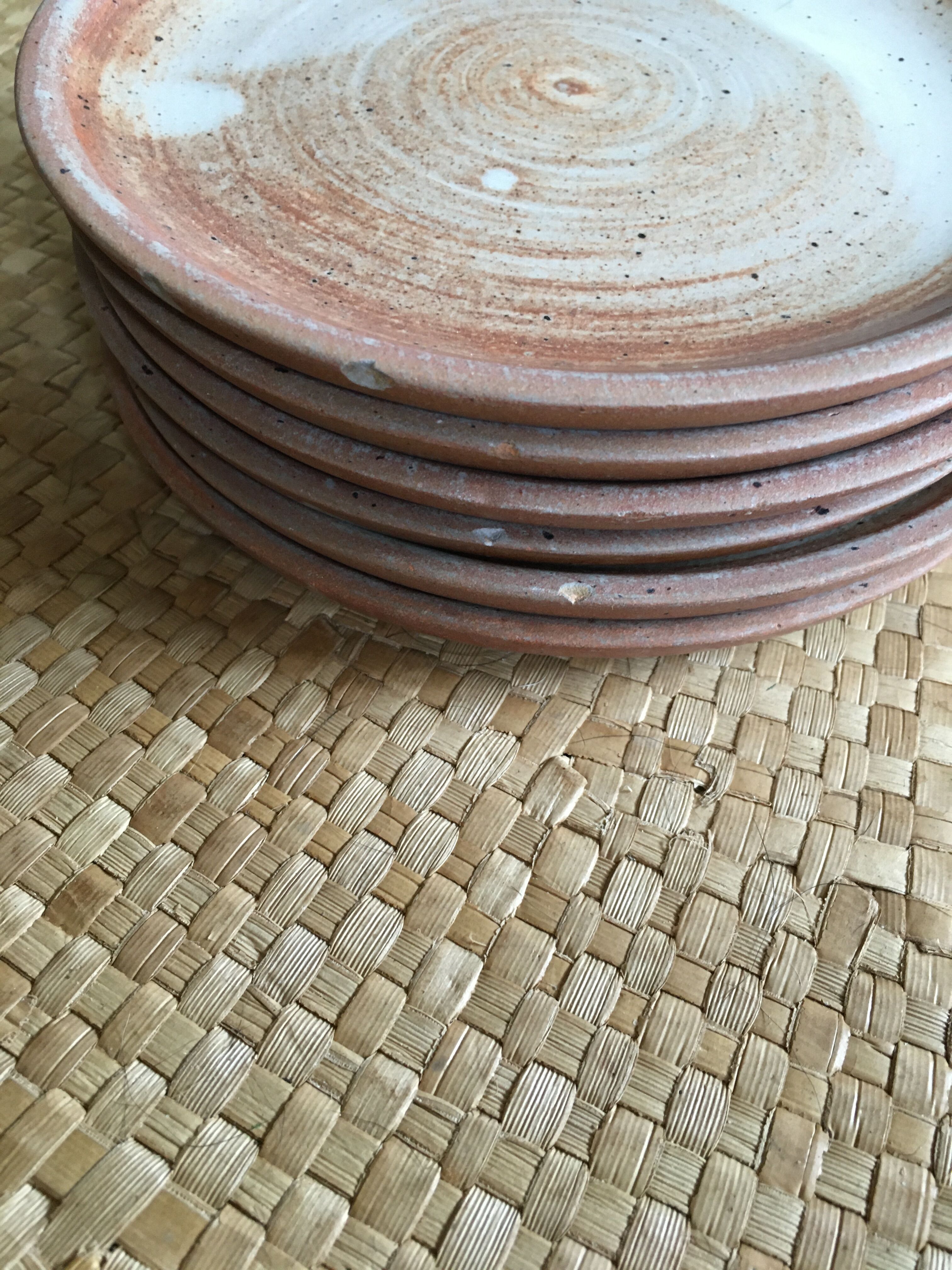 Series of 6 dessert plates in sandstone