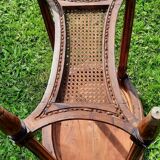 Pedestal table