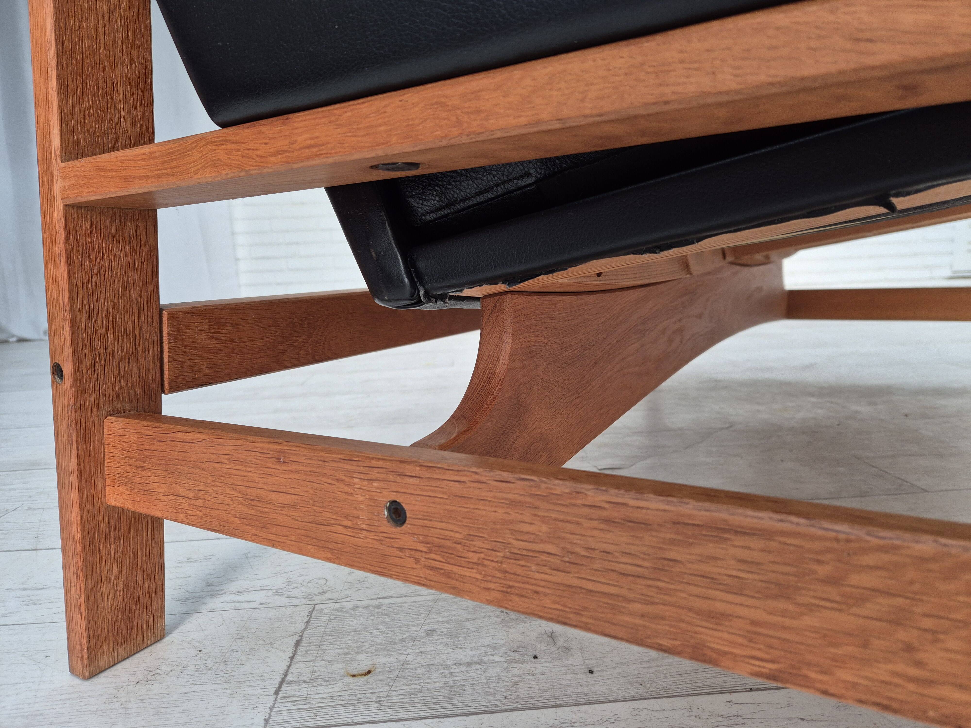 1960s, Danish 2-seater sofa in original condition, furniture leather, solid oak wood.