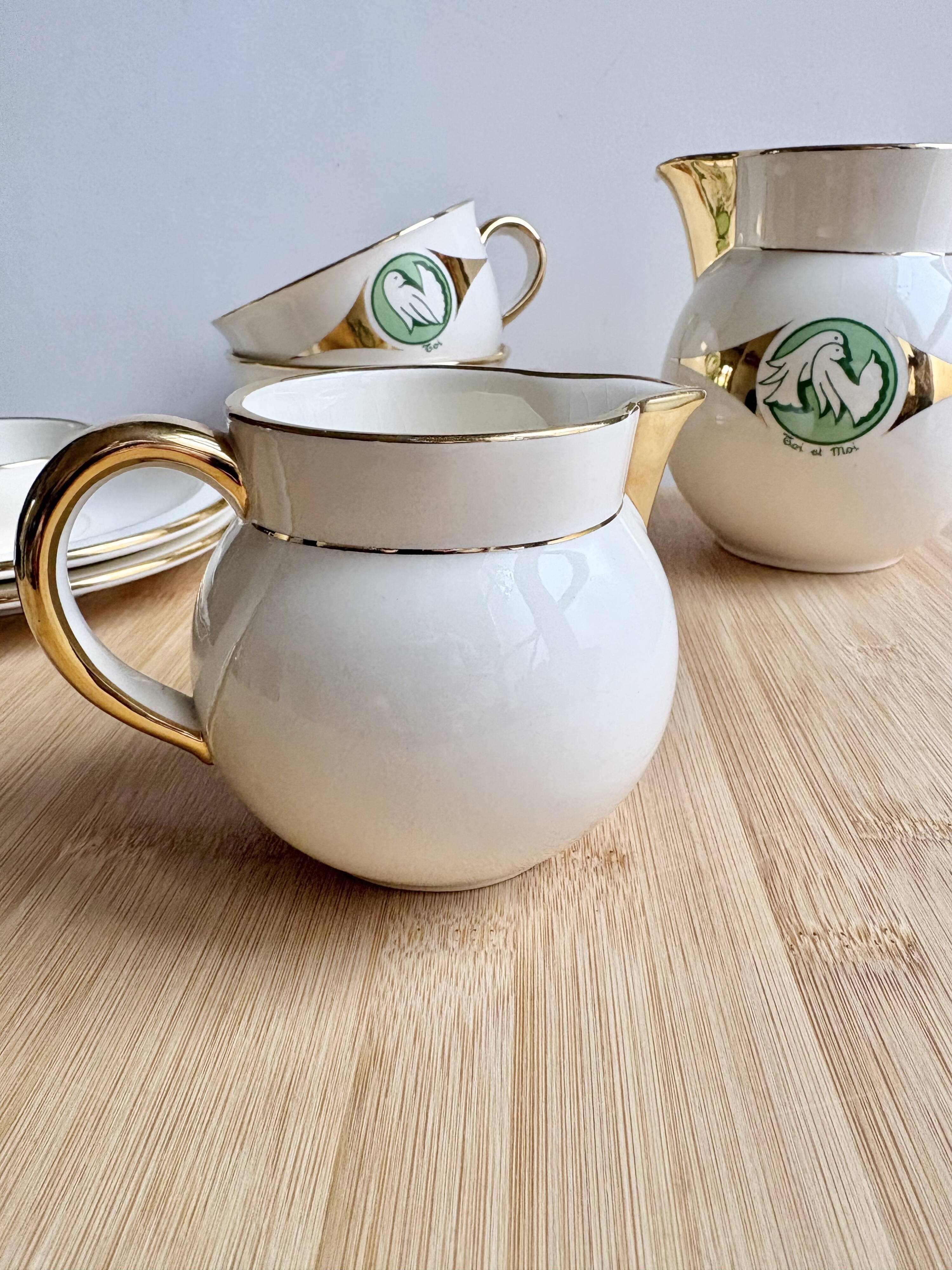 "Toi & Moi" Robj Tea Set by Villeroy & Boch