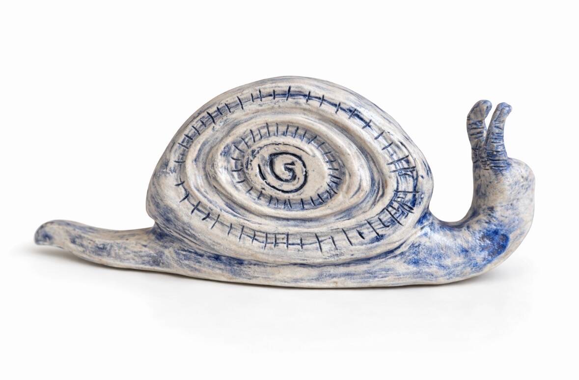 Decorative ceramic snail – Unique signed piece