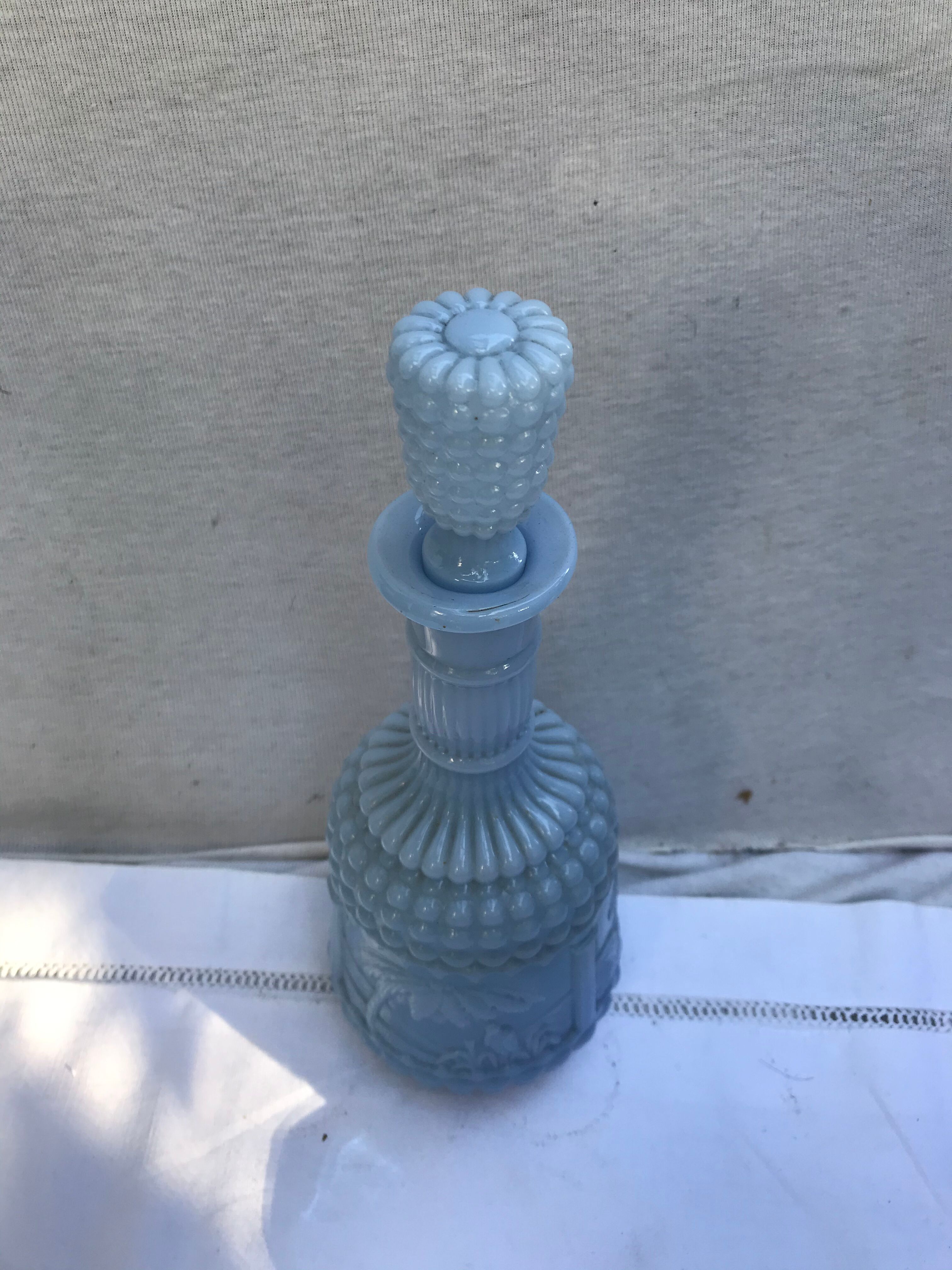 Former Carafe Liqueur Opaline Blue Decor Moulded - Vintage Cave Bouchon