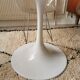 Table pied tulipe Raymond Loewy 