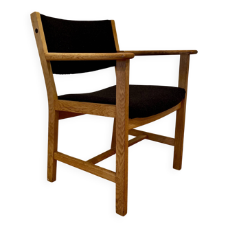 Hans Wegner armchair "Scandinavian design" 1960.