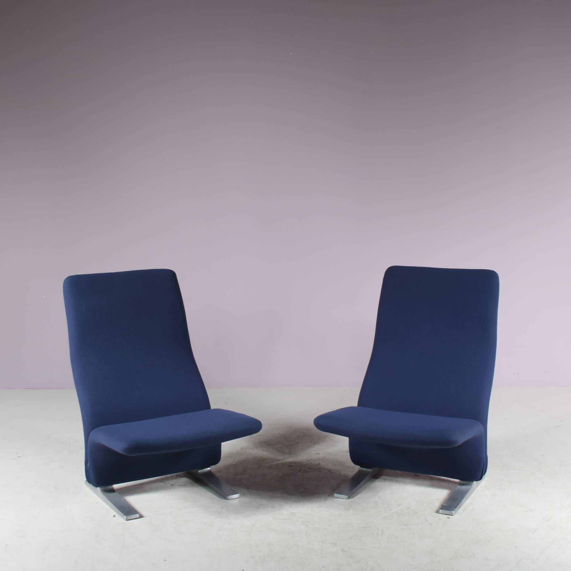 1970s Pair of “Concorde” chairs by Pierre Paulin for Artifort, Netherlands