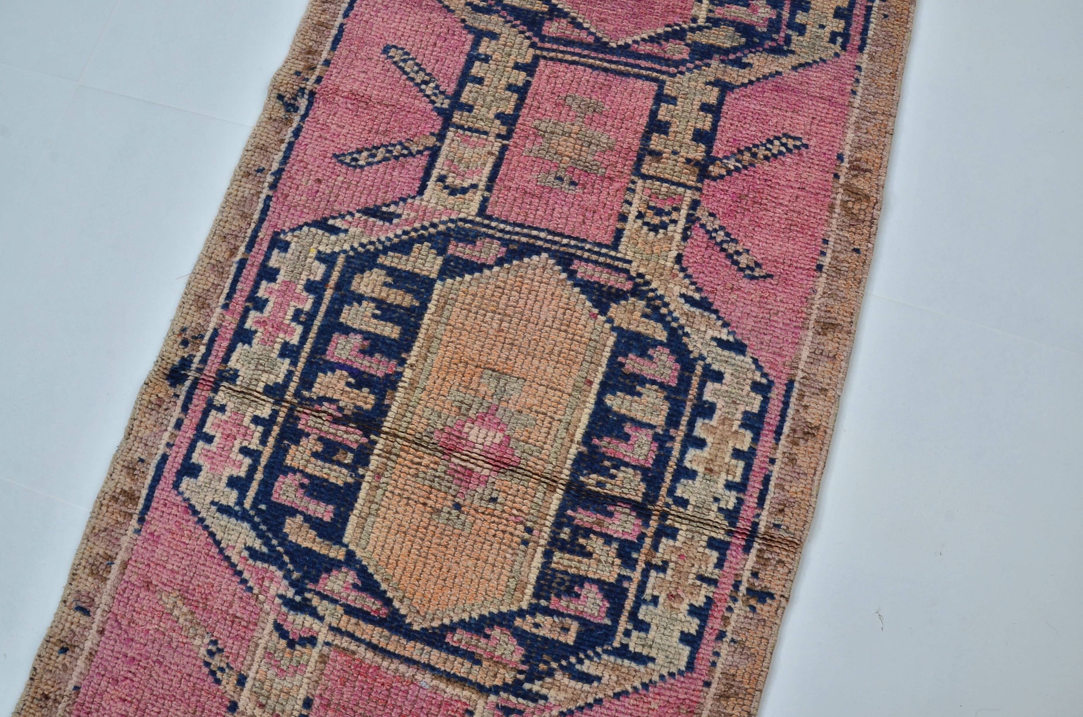 Vintage Anatolian rUNNER rUG