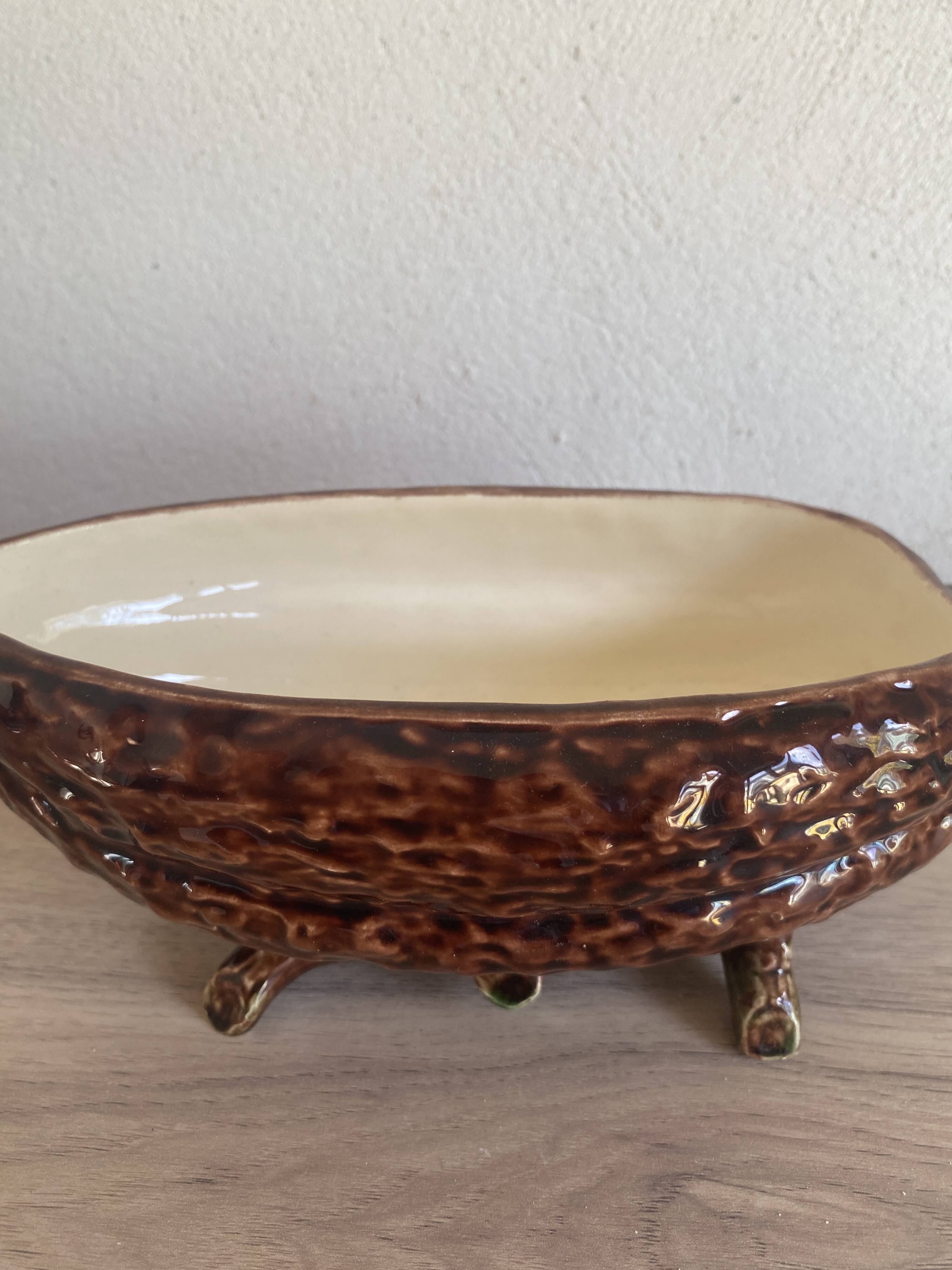 XXL cocoa pod slip dish