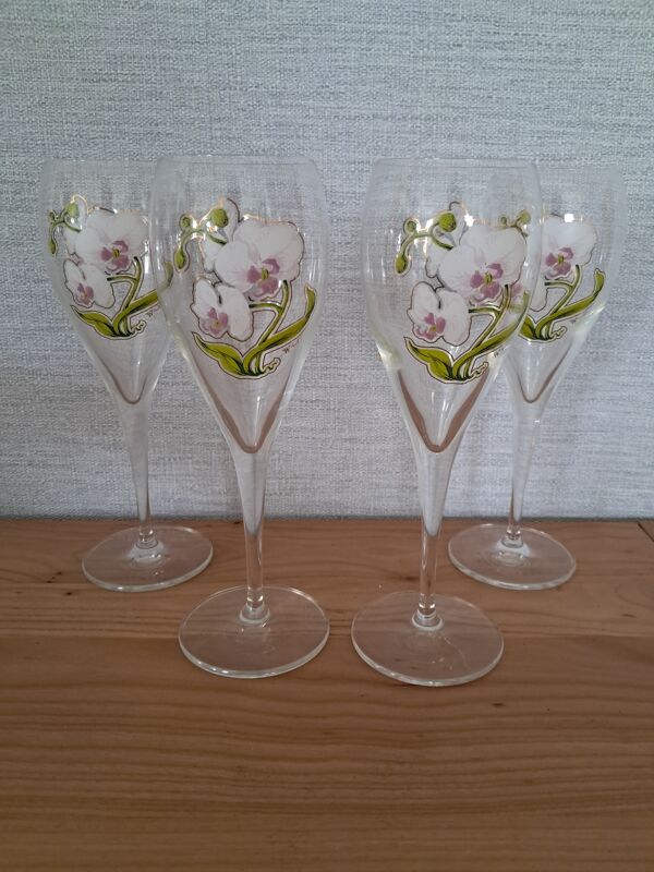 4 flûtes à champagne belle époque Perrier Jouet