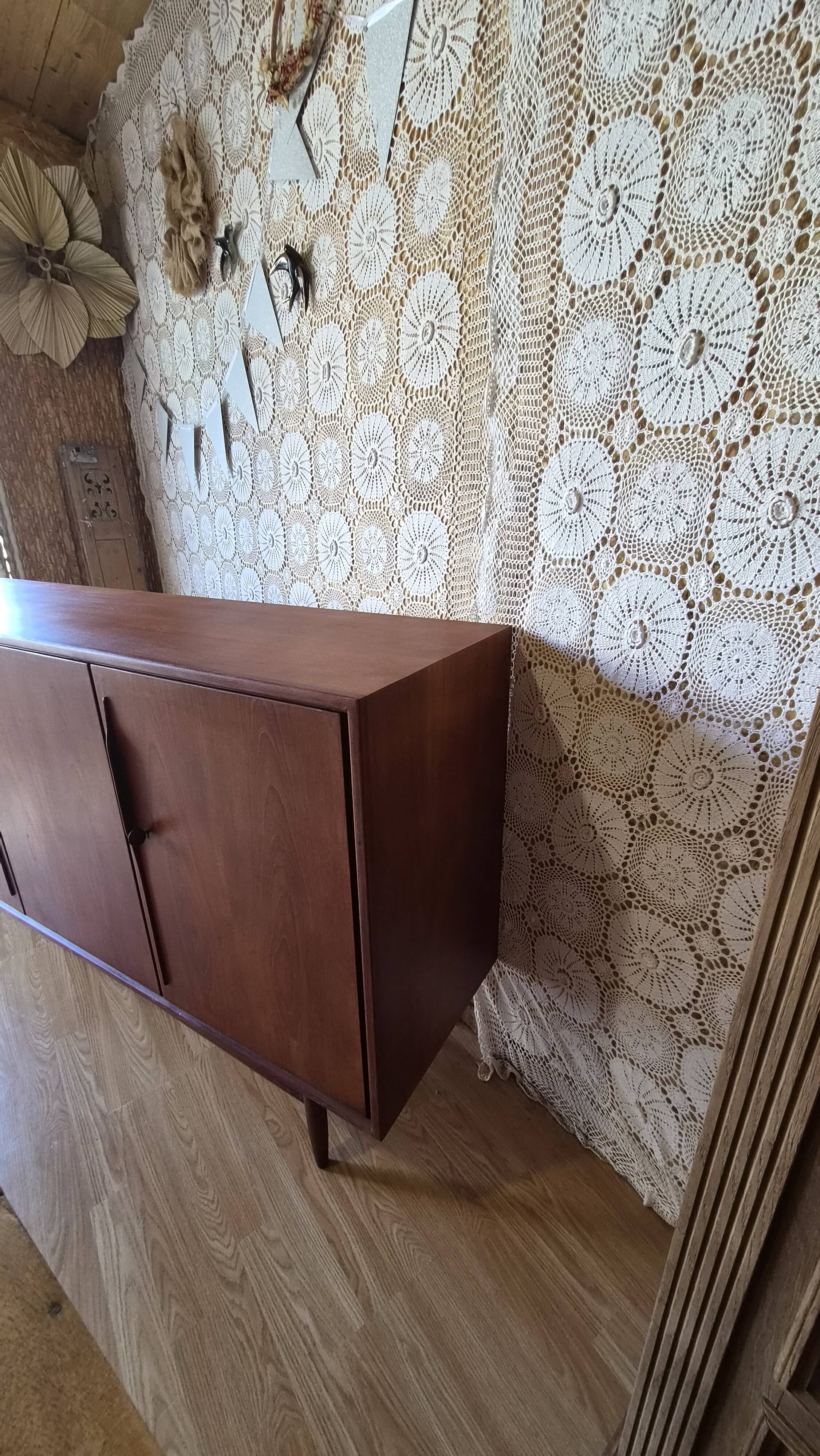 Scandinavian threading Swiss teak model 6002 dated 1961.