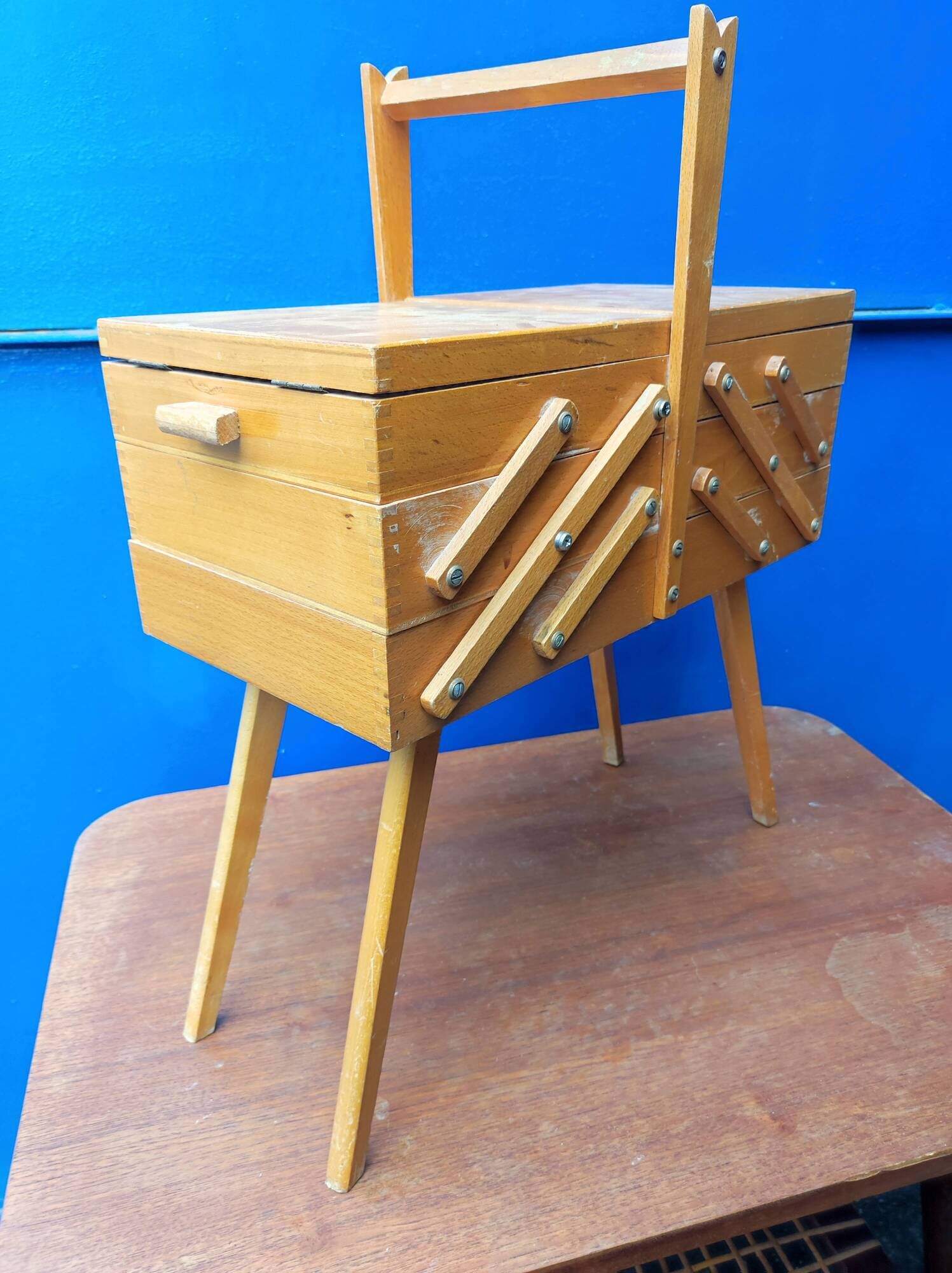 Sewing box worker feet compass scandinavian design vintage 50 60