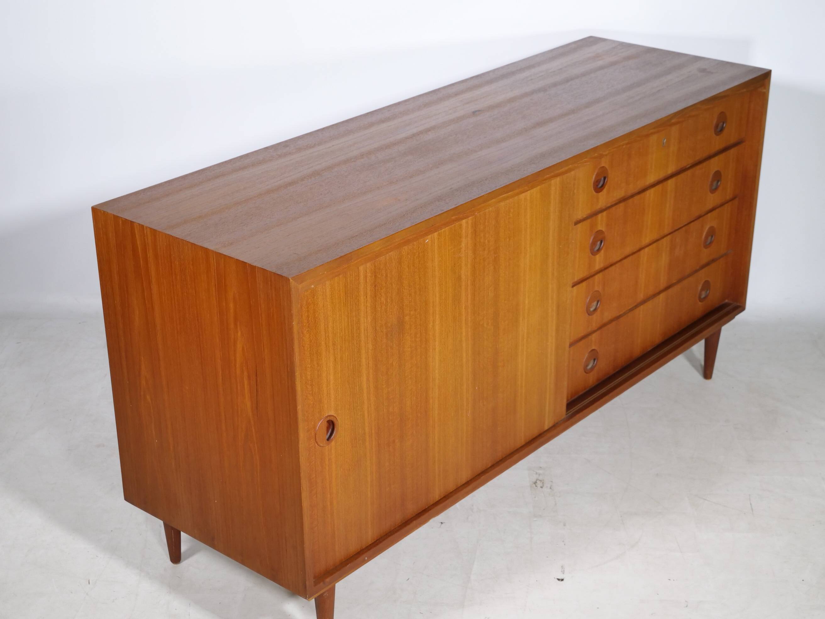 Buffet en teck des années 1960 par Musterring