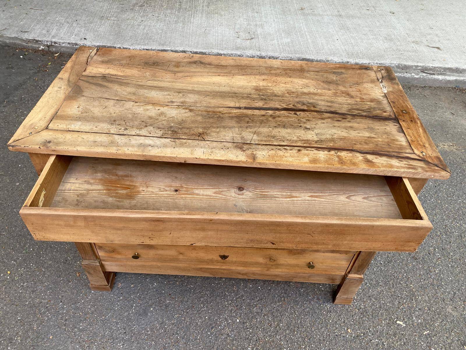Commode vintage en bois massif Louis Philippe XVIIIème
