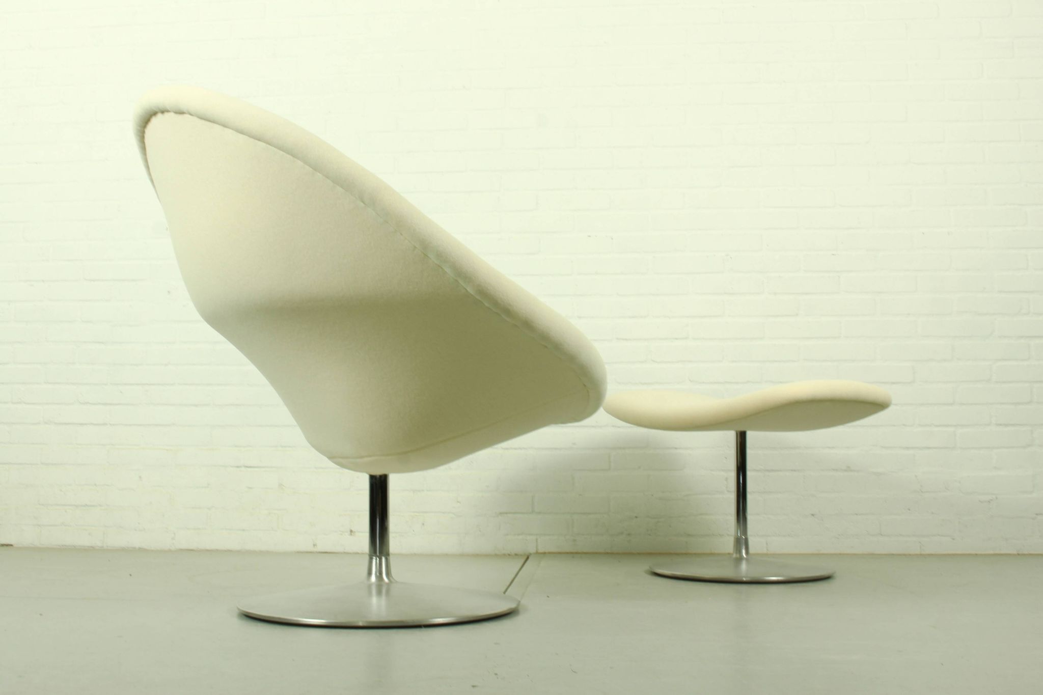 Iconic Pierre Paulin "Globe" Chair & Ottoman for Artifort