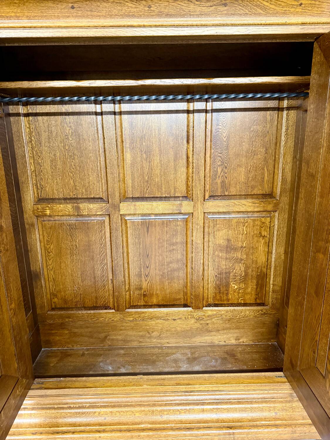 Frankfurt solid wood wardrobe geometric shape vintage wardrobe