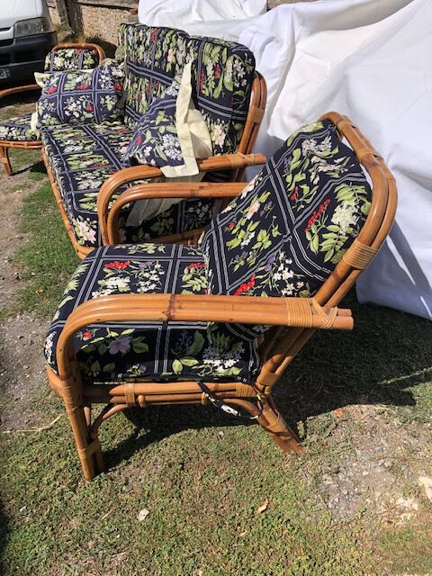 Set in vintage rattan sofa 3-seater seating and 2 seats